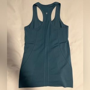 Lululemon Swiftly Tech Racerback size 4